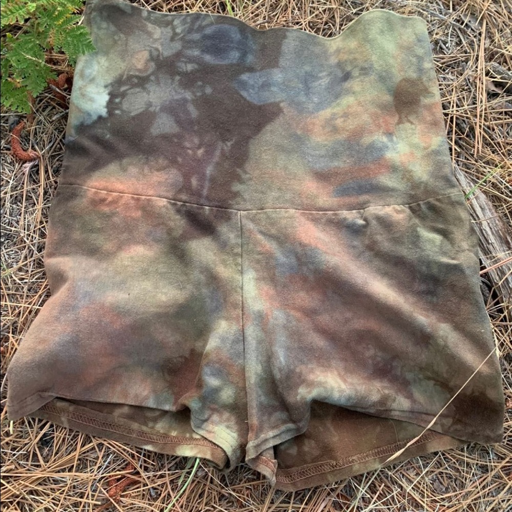 Flowerpothandmade shorts